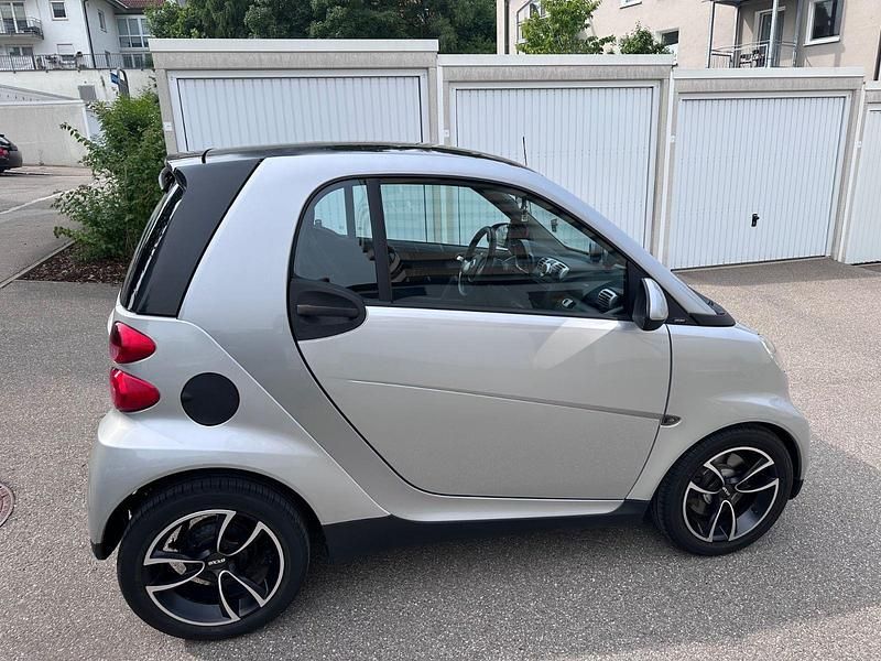 Gebraucht Smart ForTwo Coupé 84 PS (61 kW) 2009 Silber Coupé