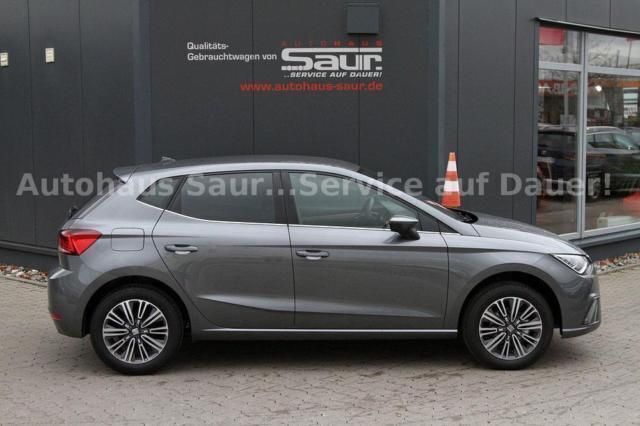 Grau metallic Gebraucht 2017 Seat Ibiza Beats Kleinwagen | 19.480 € - Bild 1/4
