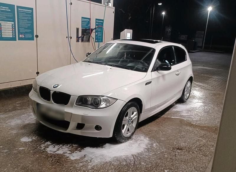 Weiß Gebraucht 2008 BMW 118 Cabriolet M Sport Cabrio | 3.500 € (Superpreis) - Bild 1/4