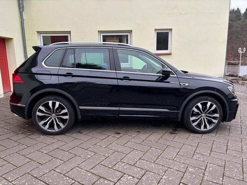 Gebraucht VW Tiguan R-line 220 PS (161 kW) 2017 Schwarz SUV