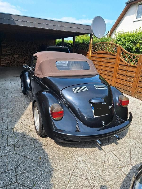 Schwarz Gebraucht 1983 VW Käfer Cabrio | 10.900 € - Bild 1/4