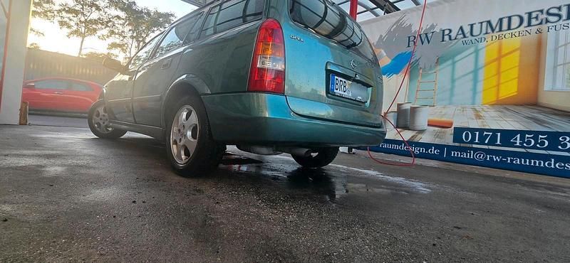 Gebraucht Opel Astra Edition 101 PS (74 kW) 1999 Grün Kombi