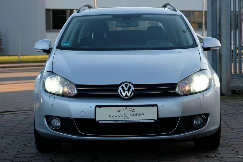 Gebraucht VW Golf VII Highline 140 PS (102 kW) 2012 Silber Kombi