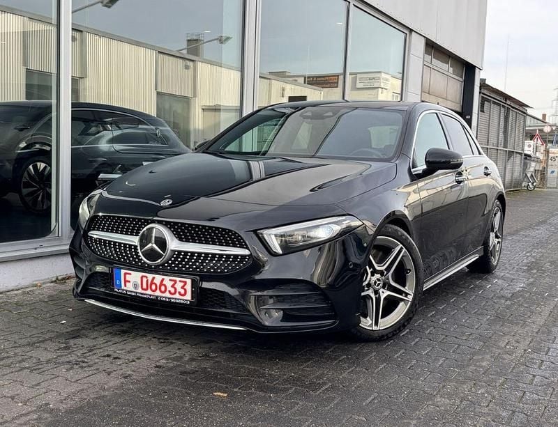 Schwarz Gebraucht 2019 Mercedes A220 AMG Limousine | 24.899 € (Teuer) - Bild 1/4