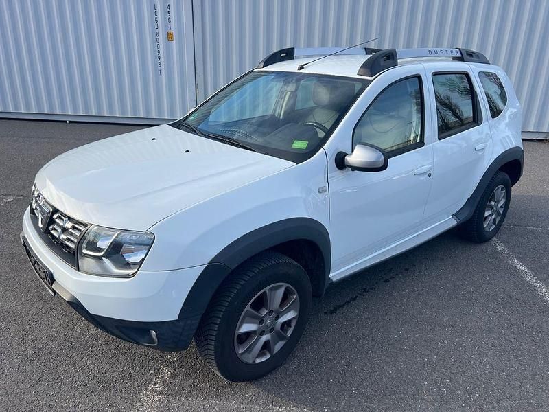 Gebraucht Dacia Duster Prestige 109 PS (80 kW) 2015 Weiß SUV