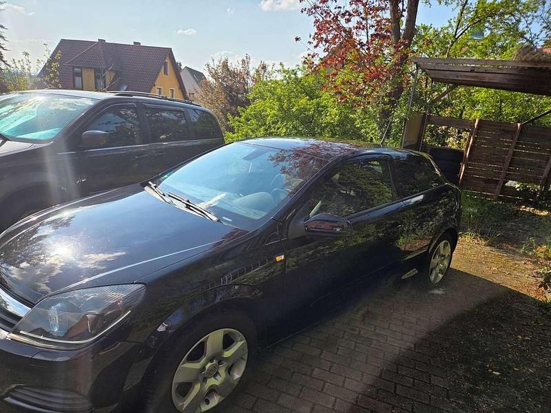Gebraucht Opel Astra GTC Sport 170 PS (125 kW) 2006 Schwarz Limousine