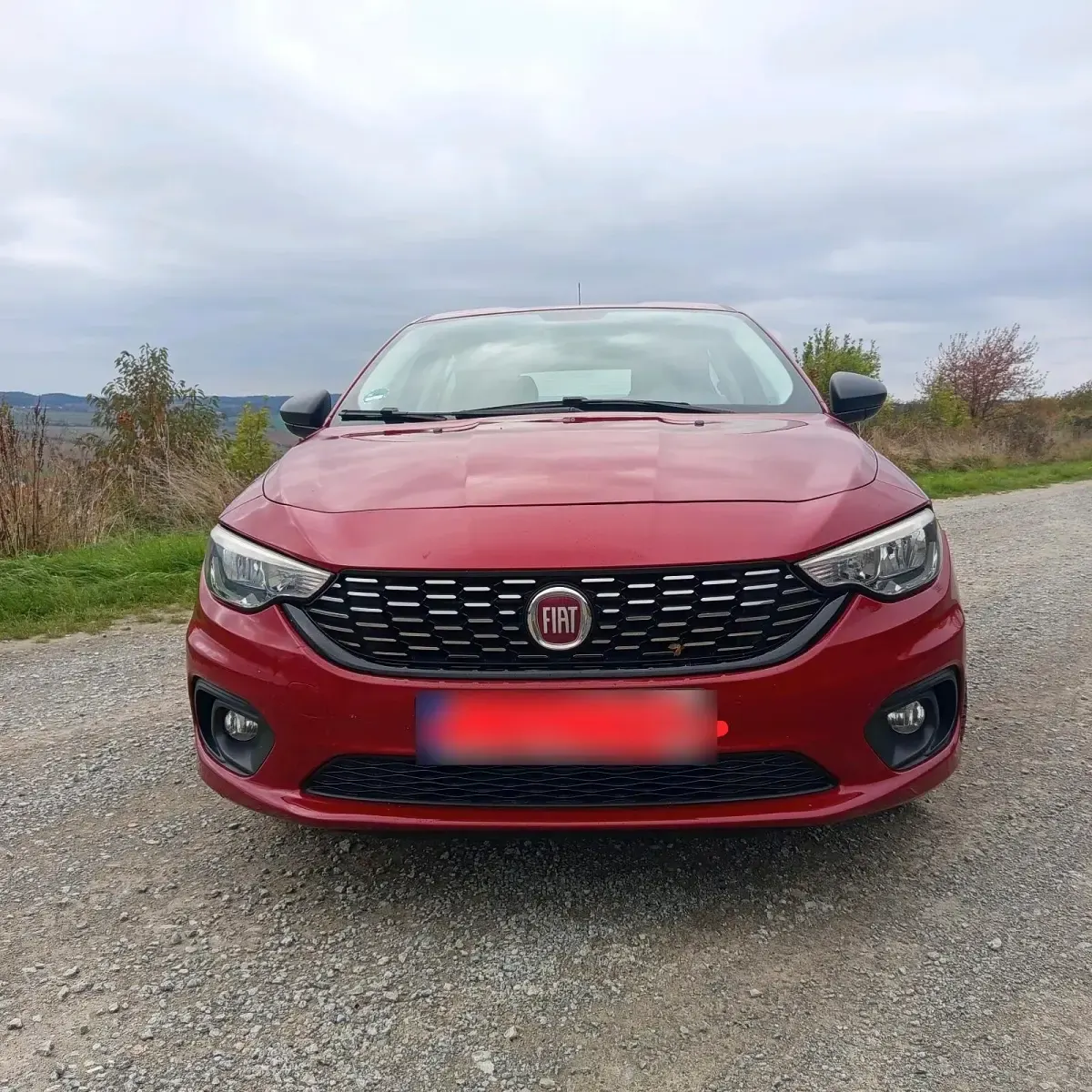 Gebraucht Fiat Tipo 95 PS (69 kW) 2016 Rot Kleinwagen