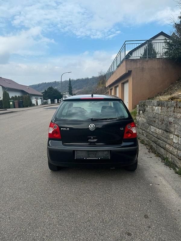 Gebraucht VW Polo 64 PS (47 kW) 2003 Schwarz Kleinwagen