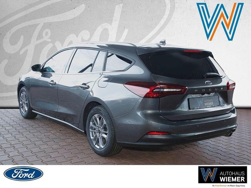 Neu Ford Focus Titanium X 155 PS (114 kW) 2026 Grau Limousine