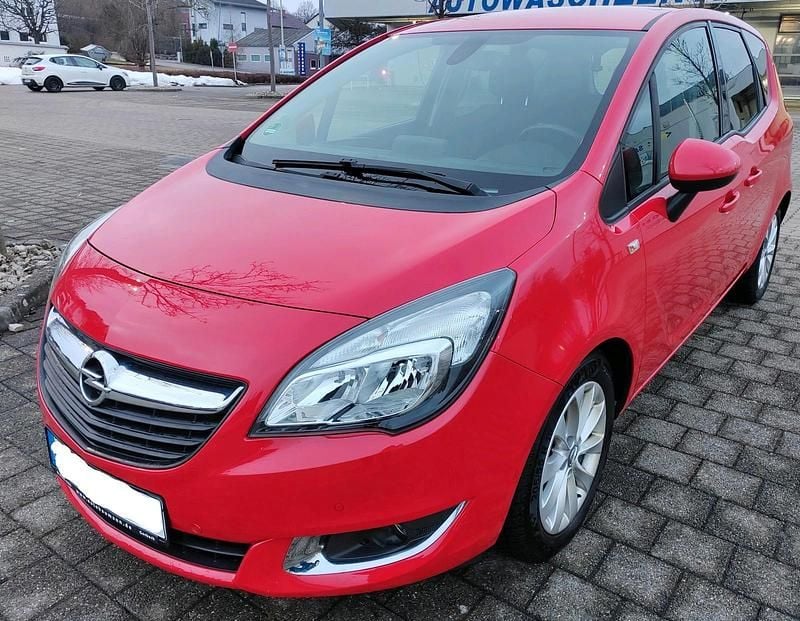 Gebraucht Opel Meriva 136 PS (100 kW) 2015 Rot Van / Kleinbus
