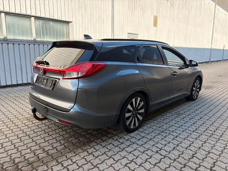 Gebraucht Honda Civic 141 PS (103 kW) 2014 Grau Limousine