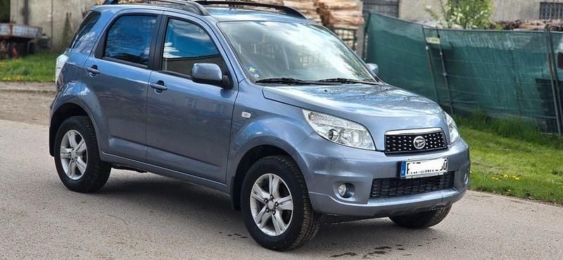 Gebraucht Daihatsu Terios 105 PS (77 kW) 2010 Grau SUV