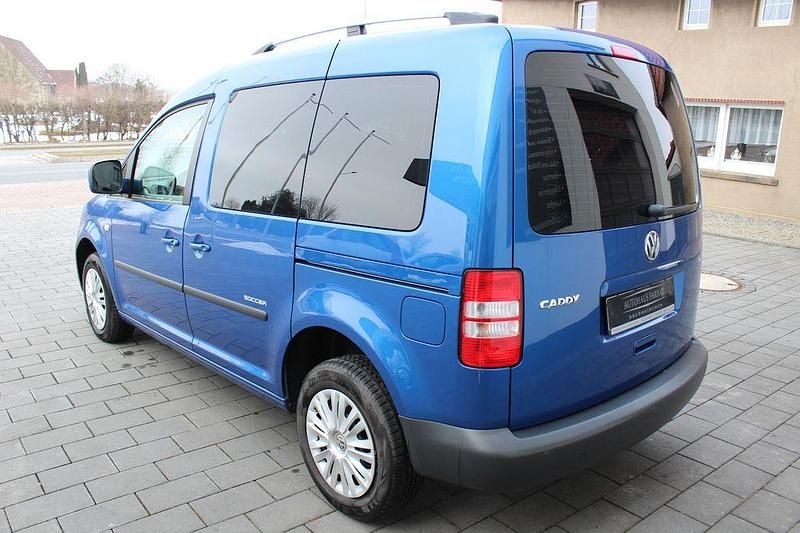 Gebraucht VW Caddy Trendline 102 PS (75 kW) 2014 Blau Van / Kleinbus