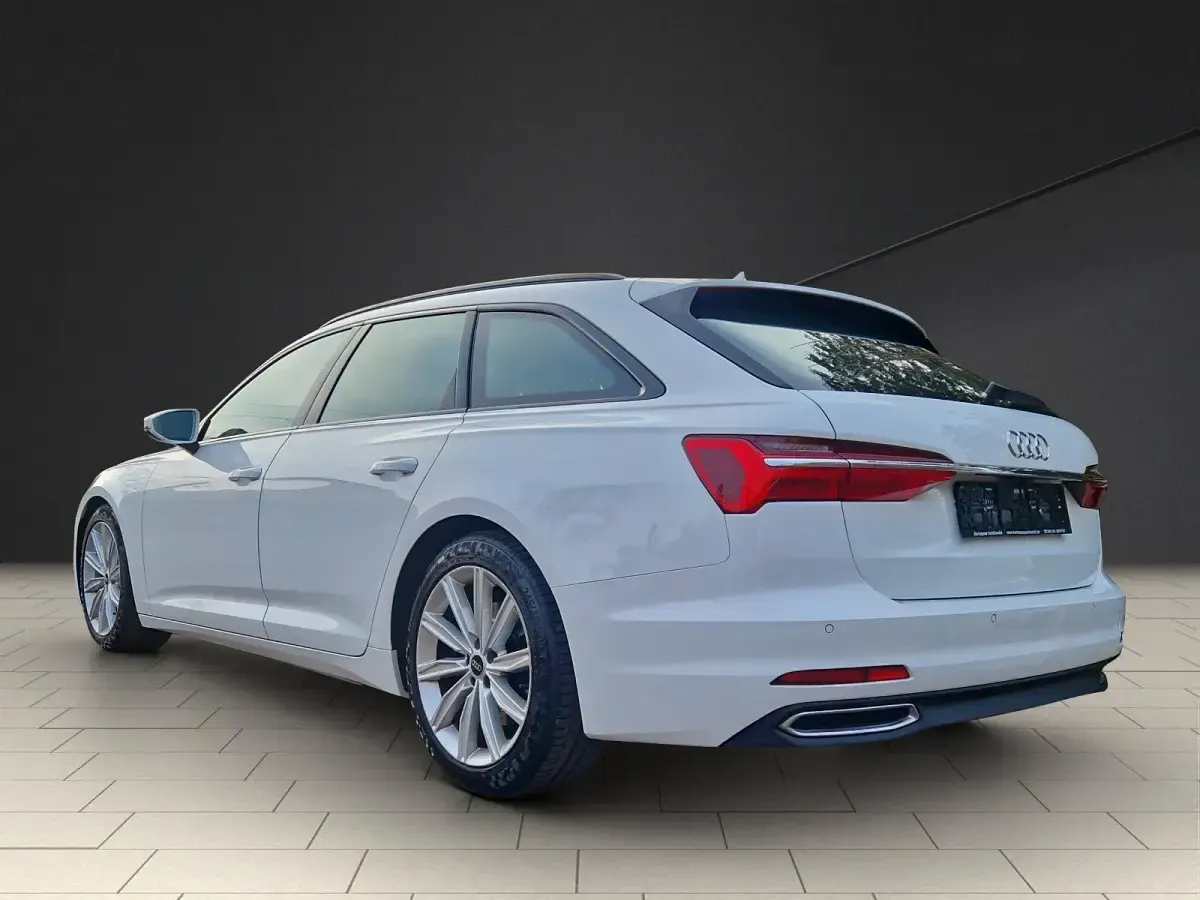 Gebraucht Audi A6 Basis 231 PS (169 kW) 2021 Weiß Kombi