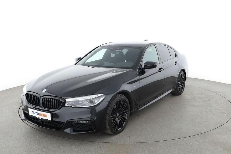 Schwarz Gebraucht 2020 BMW 520 M Sport Limousine | 32.810 € (Teuer) - Bild 1/3