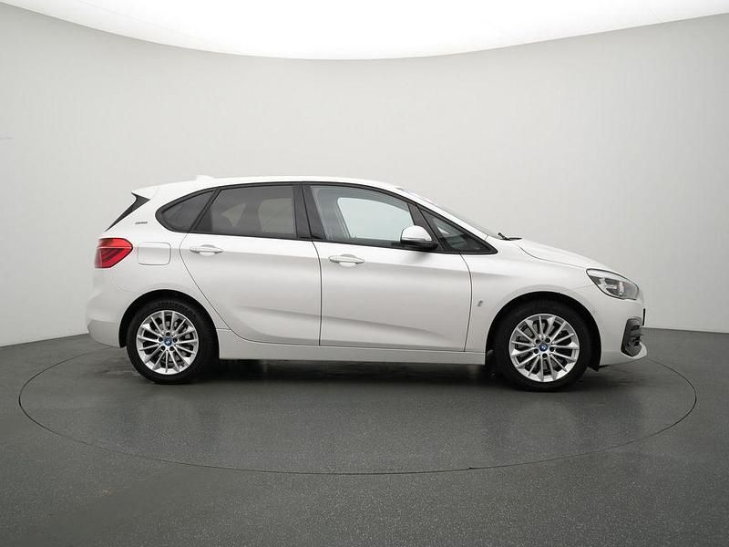 Gebraucht BMW 225 Active Tourer Advantage 224 PS (164 kW) 2018 Mineralweiss Van / Kleinbus