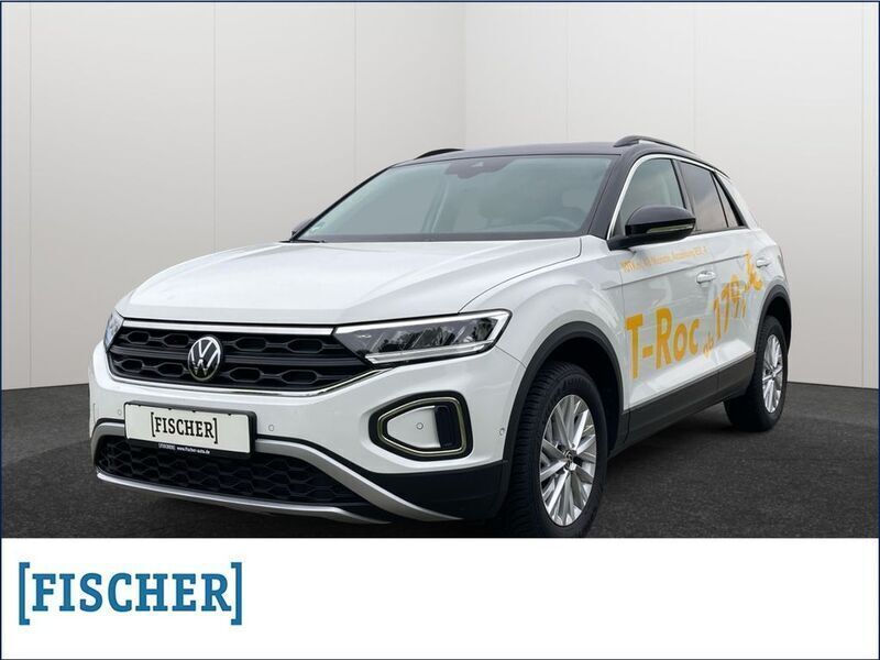 Weiss Gebraucht 2023 VW T-Roc Life SUV | 24.849 € (Fairer Preis) - Bild 1/4