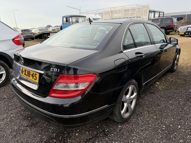 Gebraucht Mercedes C250 204 PS (150 kW) 2009 Schwarz Limousine
