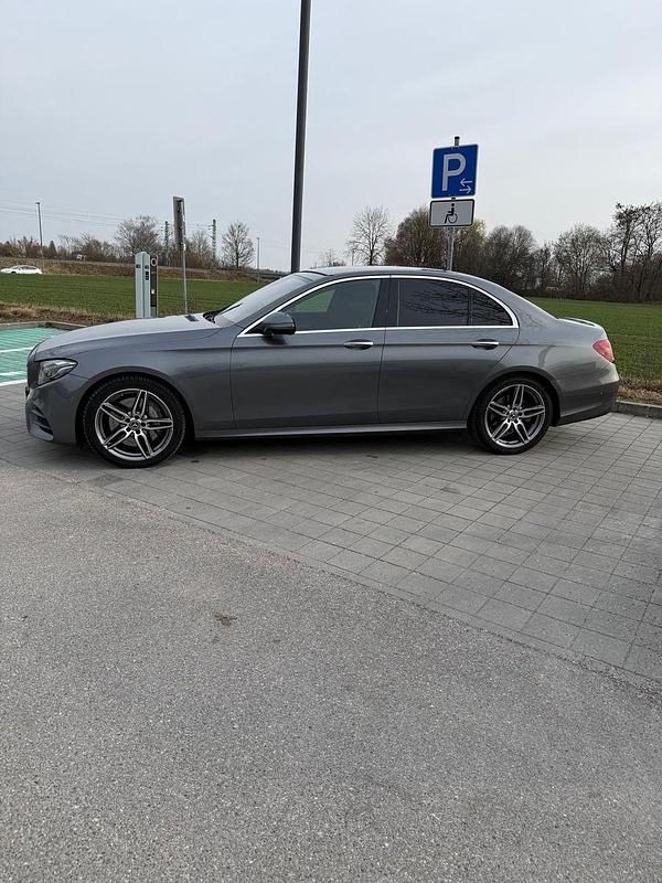 Gebraucht Mercedes E400 340 PS (250 kW) 2019 Grau Limousine