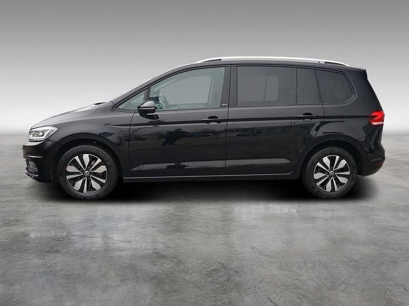 Gebraucht VW Touran Move 150 PS (110 kW) 2024 Deep black perleffekt Van / Kleinbus