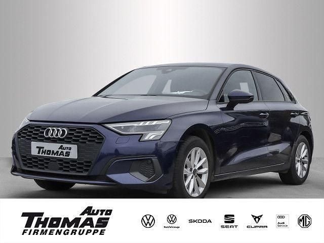 Blau Gebraucht 2022 Audi A3 Sportback Kleinwagen | 25.490 € (Fairer Preis) - Bild 1/2