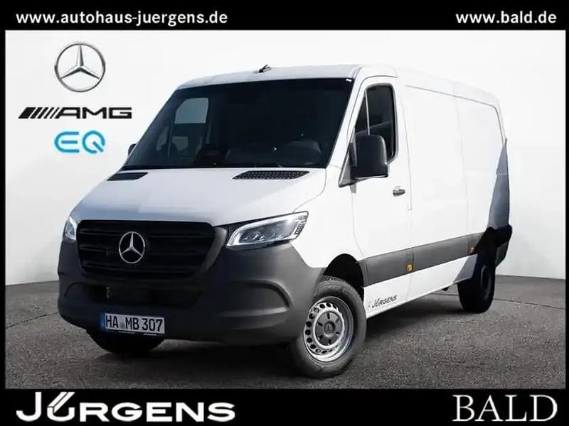 Gebraucht Mercedes Sprinter 170 PS (125 kW) 2026 Arktikweiss Van