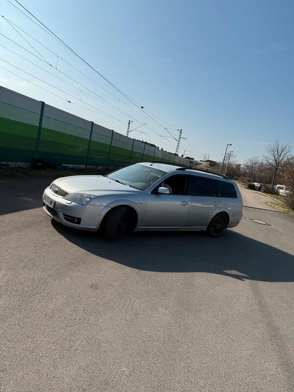 Silber Gebraucht 2006 Ford Mondeo Kombi | 2.000 € (Etwas zu teuer) - Bild 1/4