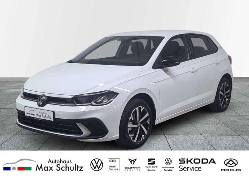 Weiß Gebraucht 2024 VW Polo Goal Limousine | 24.990 € (Etwas zu teuer) - Bild 1/3