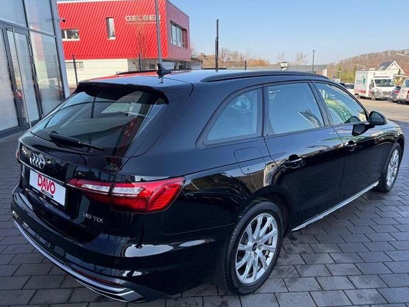 Gebraucht Audi A4 Advanced 147 PS (108 kW) 2022 Schwarz Limousine
