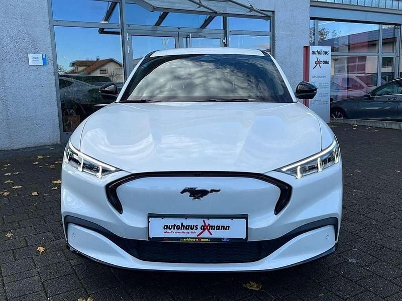 Gebraucht Ford Mustang Mach-E 258 kW (351 PS) 2023 Weiß SUV