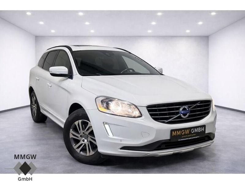 Gebraucht Volvo XC60 Momentum 181 PS (133 kW) 2014 Weiß SUV
