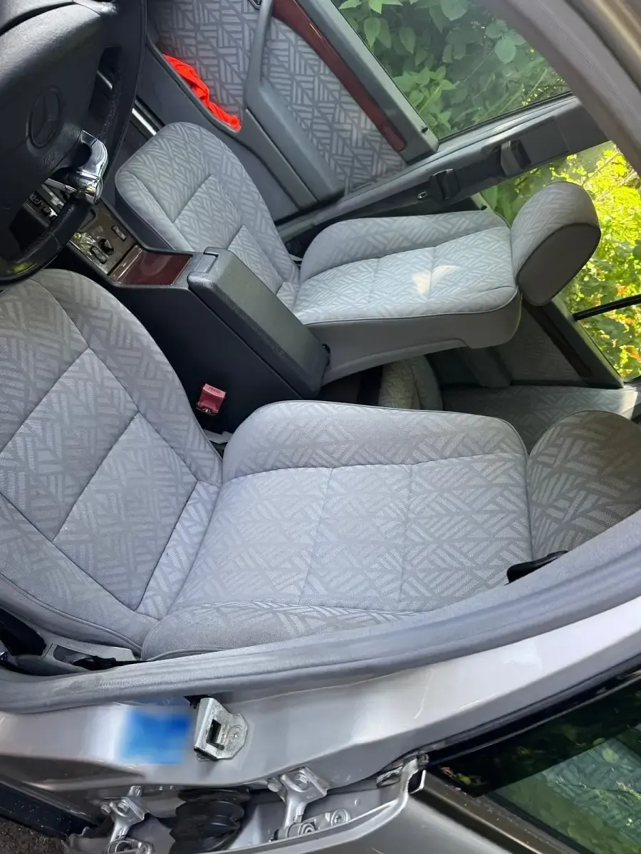 Gebraucht Mercedes C180 1994 Grau Limousine