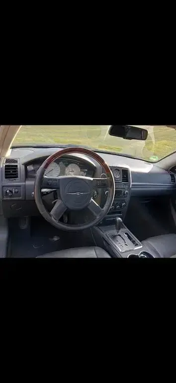 Gebraucht Chrysler 300C 218 PS (160 kW) 2010 Schwarz Limousine