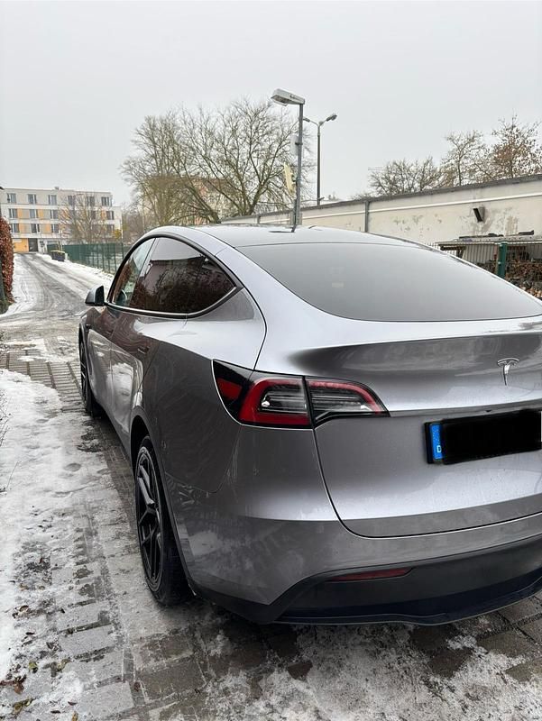 Gebraucht Tesla Model Y Long Range AWD 139 kW (190 PS) 2024 Grau SUV