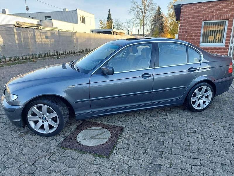 Stahlgrau metallic (metallic) Gebraucht 2002 BMW 325 Limousine | 5.800 € (Fairer Preis) - Bild 1/4