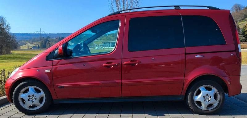 Gebraucht Mercedes Vaneo 91 PS (66 kW) 2004 Rot Van / Kleinbus