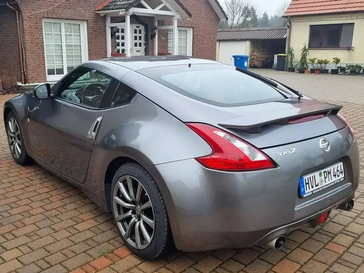 Gebraucht Nissan 370Z 330 PS (242 kW) 2012 Silber Coupé