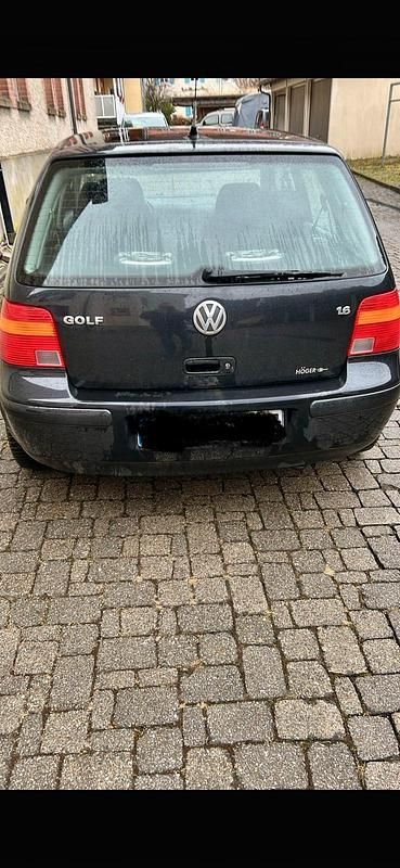 Gebraucht VW Golf IV 100 PS (73 kW) 2003 Schwarz Kleinwagen
