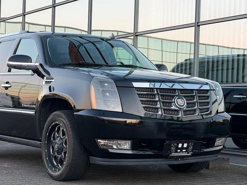 Gebraucht Cadillac Escalade 409 PS (300 kW) 2008 Schwarz SUV