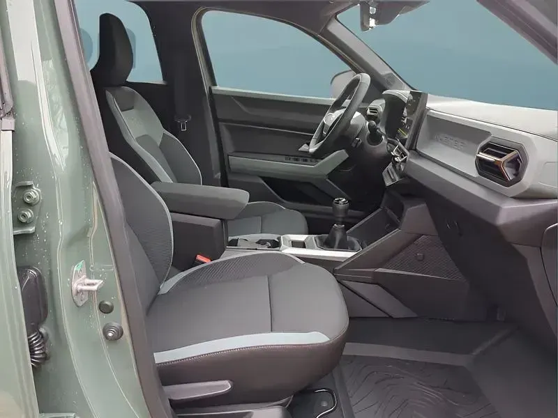 Nouă Dacia Duster 122 CP (89 kW) 2026 Verde SUV