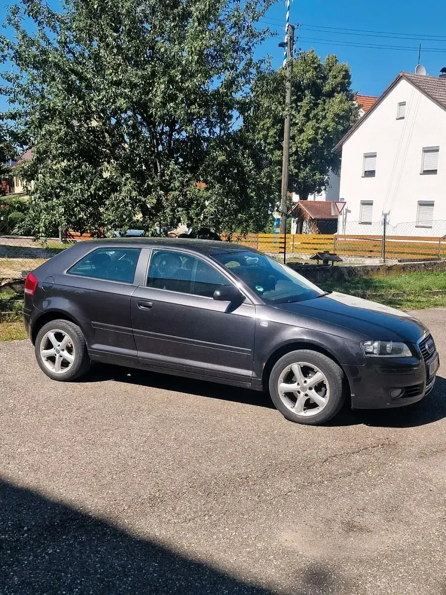 Gebraucht Audi A3 102 PS (75 kW) 2007 Grau Kleinwagen