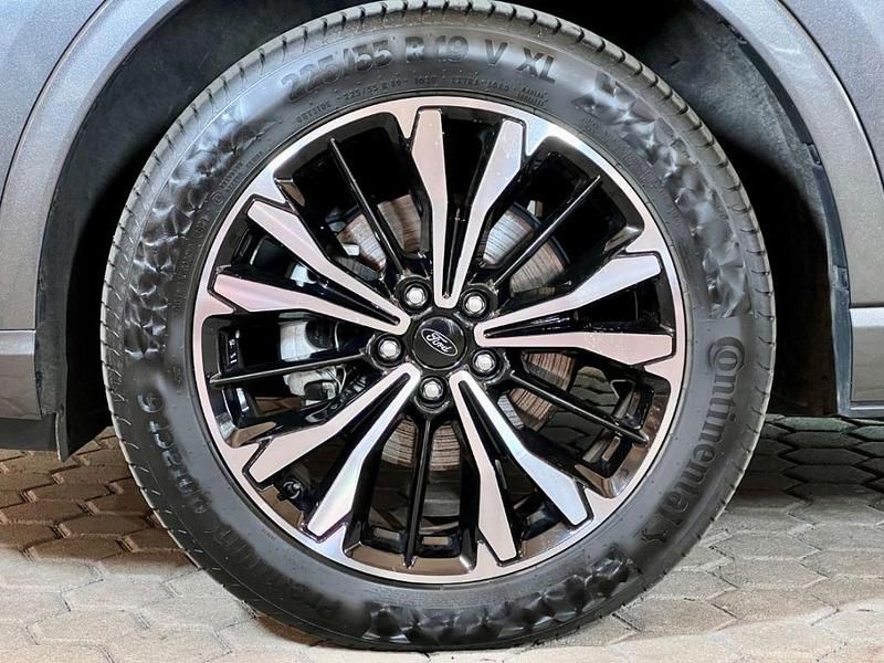 Gebraucht Ford Kuga ST-Line 152 PS (111 kW) 2023 Metallic) (grau SUV