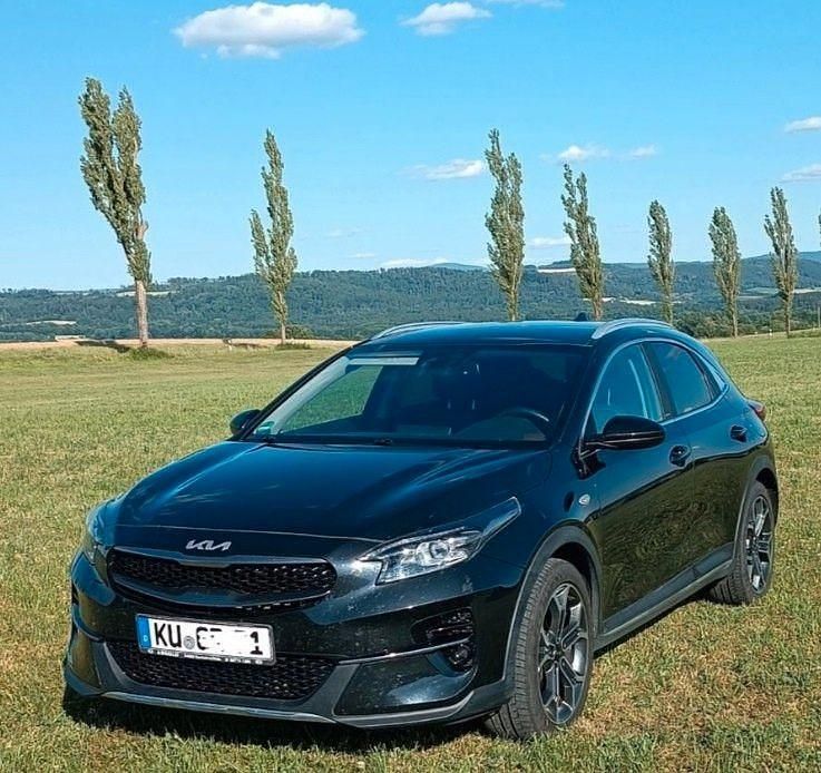 Schwarz Gebraucht 2022 Kia XCeed Black Xdition SUV | 21.700 € (Fairer Preis) - Bild 1/4