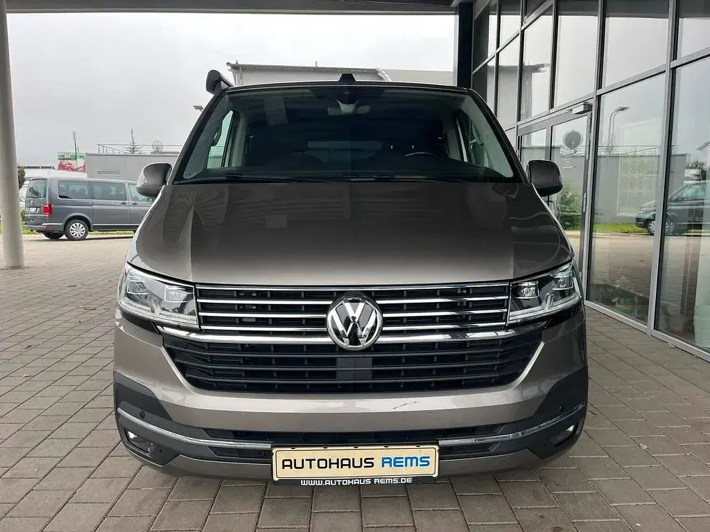 Gebraucht VW T6.1 150 PS (110 kW) 2021 Mojavebeige Van