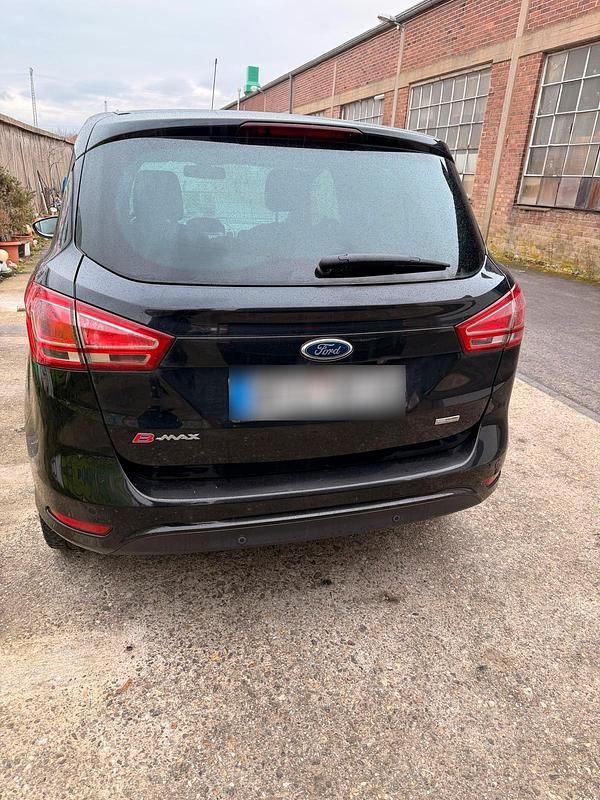Gebraucht Ford B-MAX 110 PS (80 kW) 2012 Schwarz Van / Kleinbus