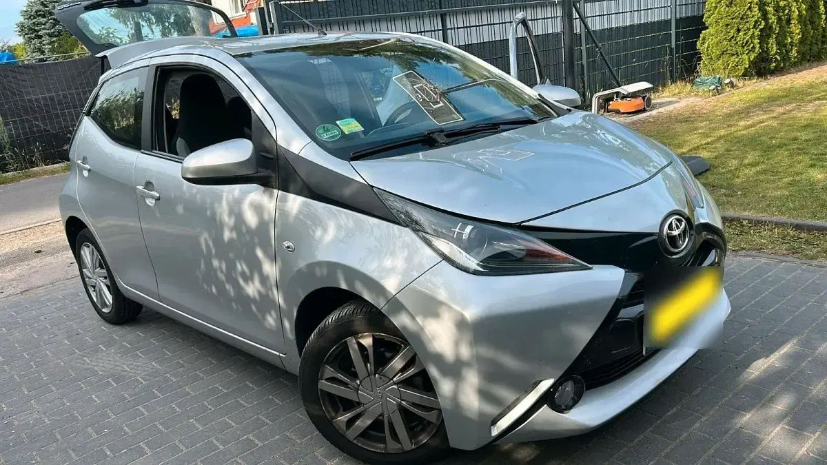 Gebraucht Toyota Aygo 69 PS (50 kW) 2017 Grau Kleinwagen