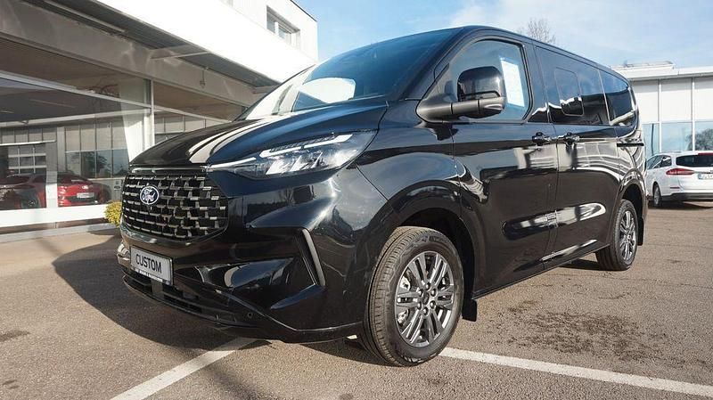Neu Ford Tourneo Titanium 170 PS (125 kW) 2026 Schwarz Van / Kleinbus