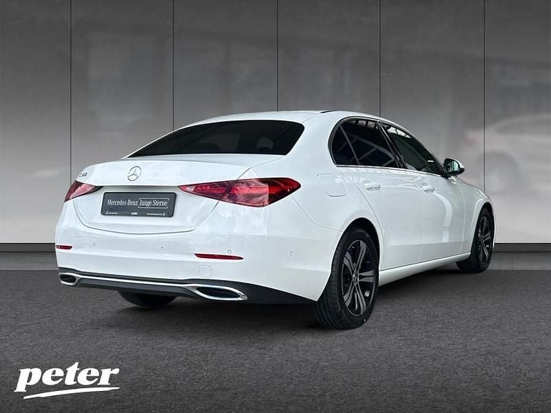 Gebraucht Mercedes C180 Advanced 170 PS (125 kW) 2024 Unilack polarweiß Limousine