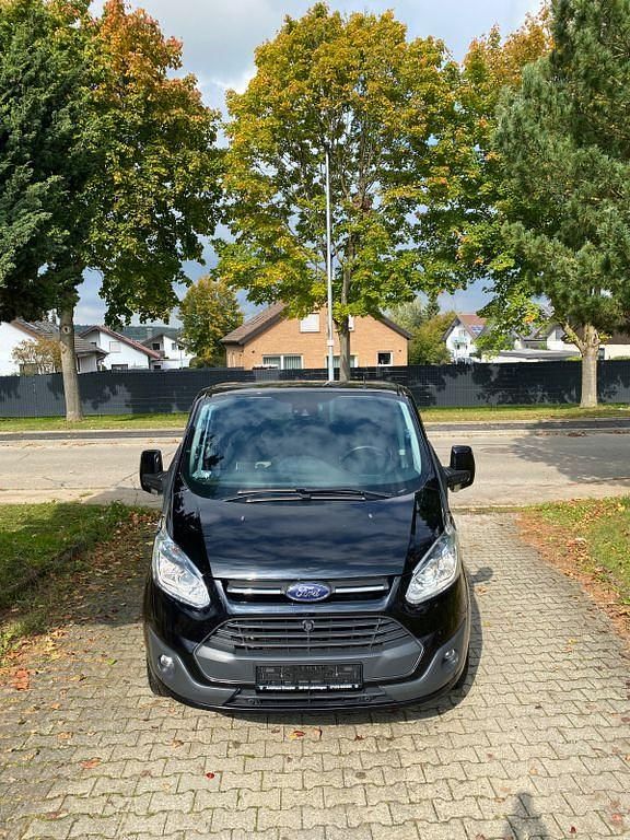 Schwarz Gebraucht 2013 Ford Tourneo Kombi | 10.950 € (Guter Preis) - Bild 1/4