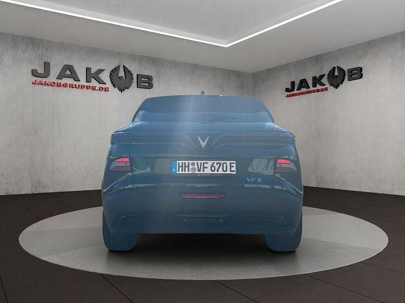 Gebraucht VinFast VF 6 Eco 150 kW (204 PS) 2024 Deep ocean metallic SUV